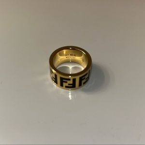 Womens Fendi ring. Size S
